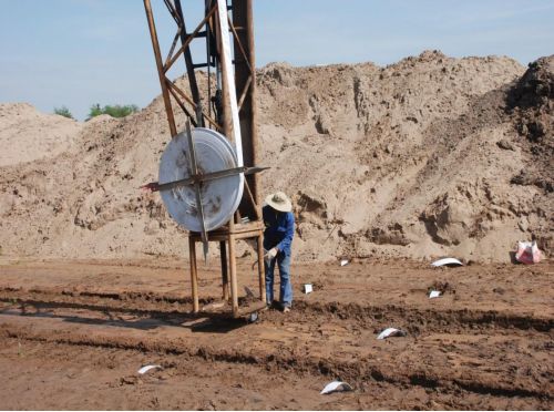 CÔNG TÁC SAN LẤP MẶT BẰNG TẠI  KHU DÂN CƯ VĨNH PHÚ I – GIAI ĐOẠN 2